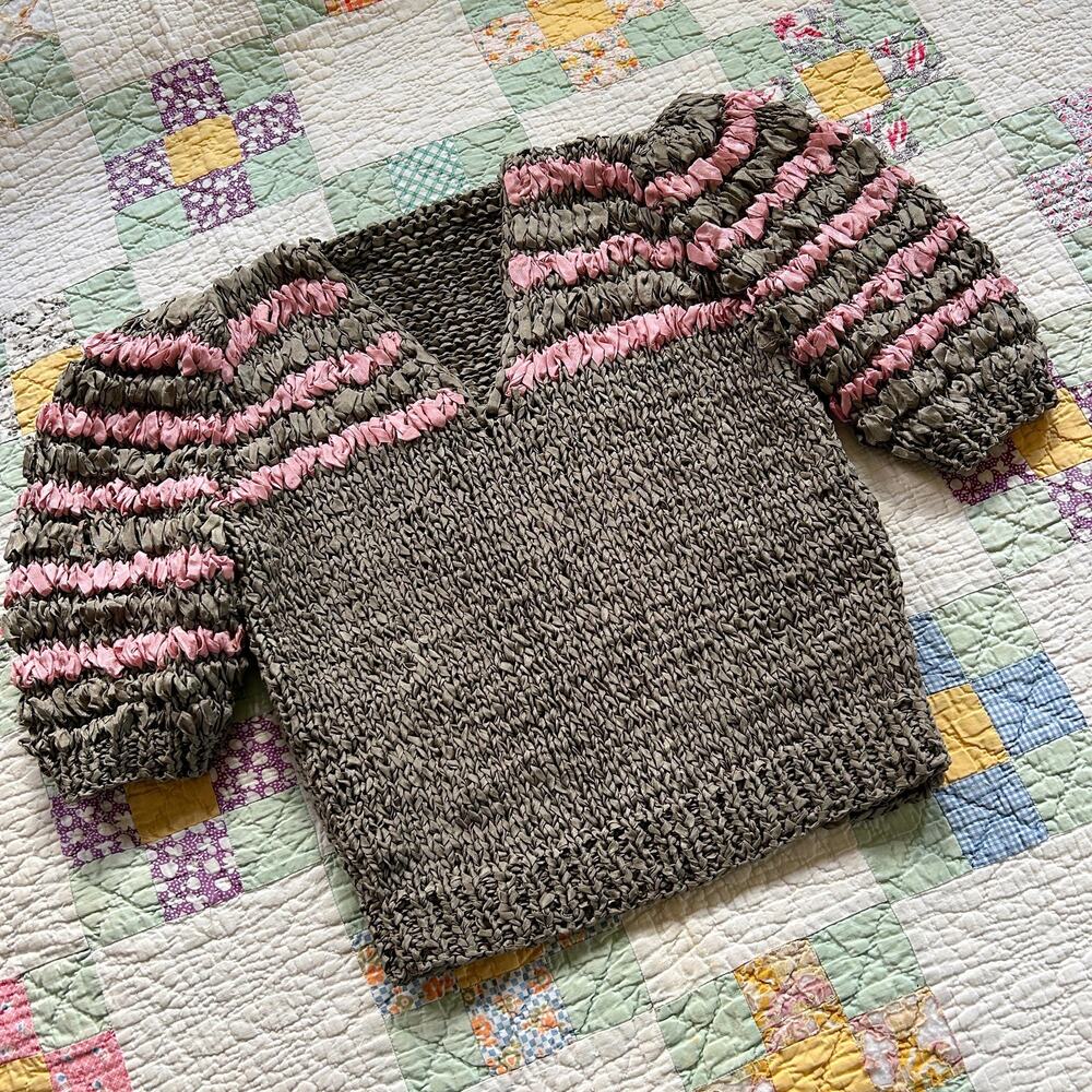 Vintage 80s Grey + Pink Peaked Puff Sleeve Ribbon Knit Top S